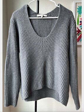 NakedCashmere Heather Gray V-Neck Knit Sweater - Size S